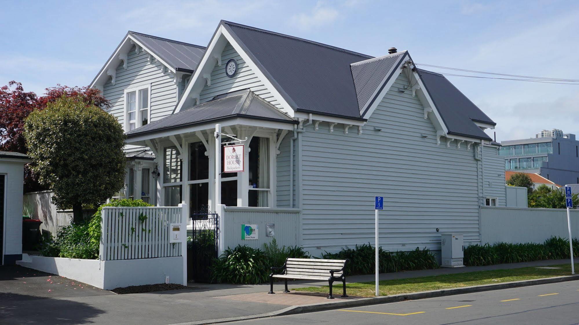 A Pousada Dorset House Backpackers Christchurch Exterior foto