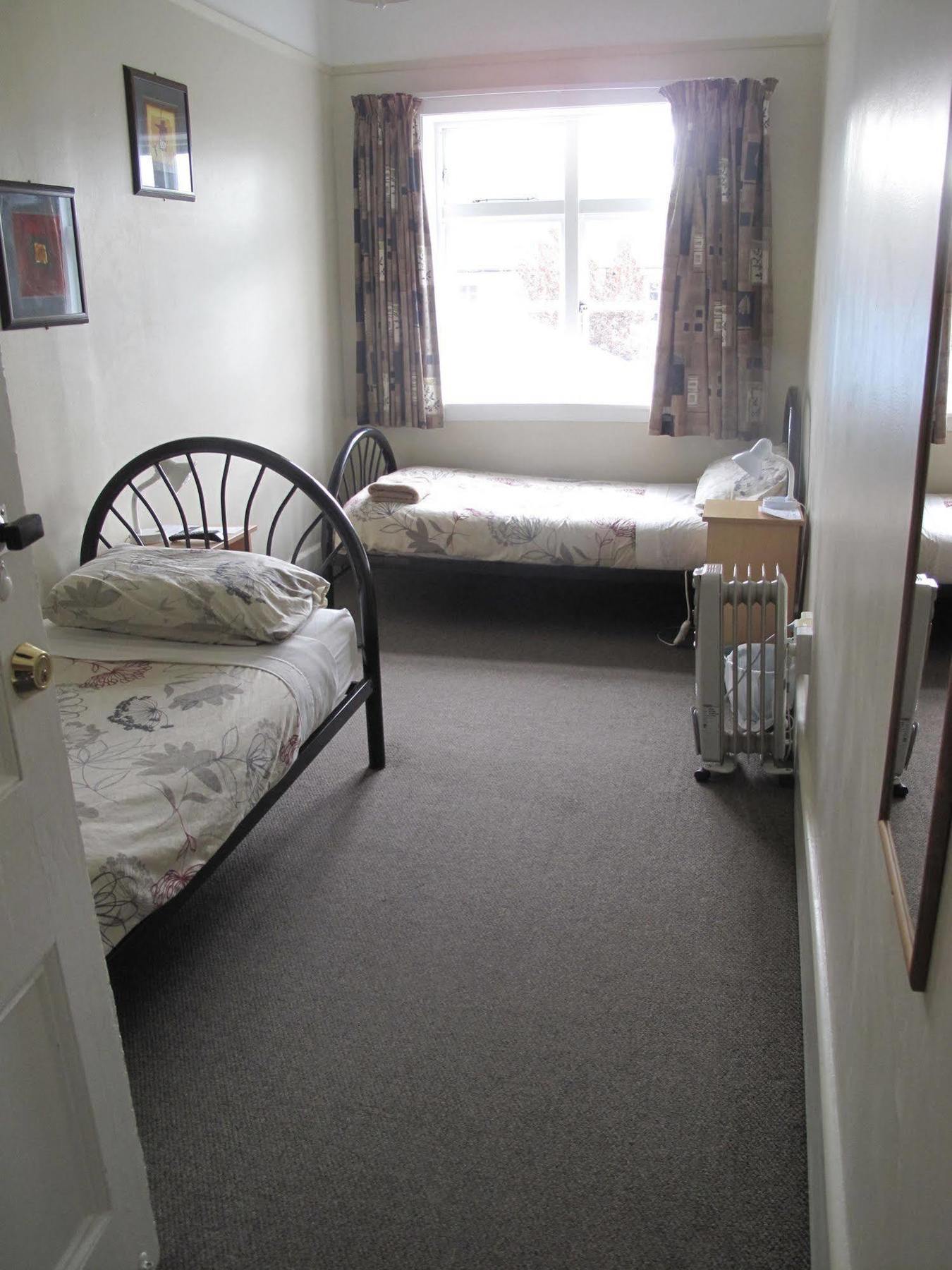 A Pousada Dorset House Backpackers Christchurch Exterior foto