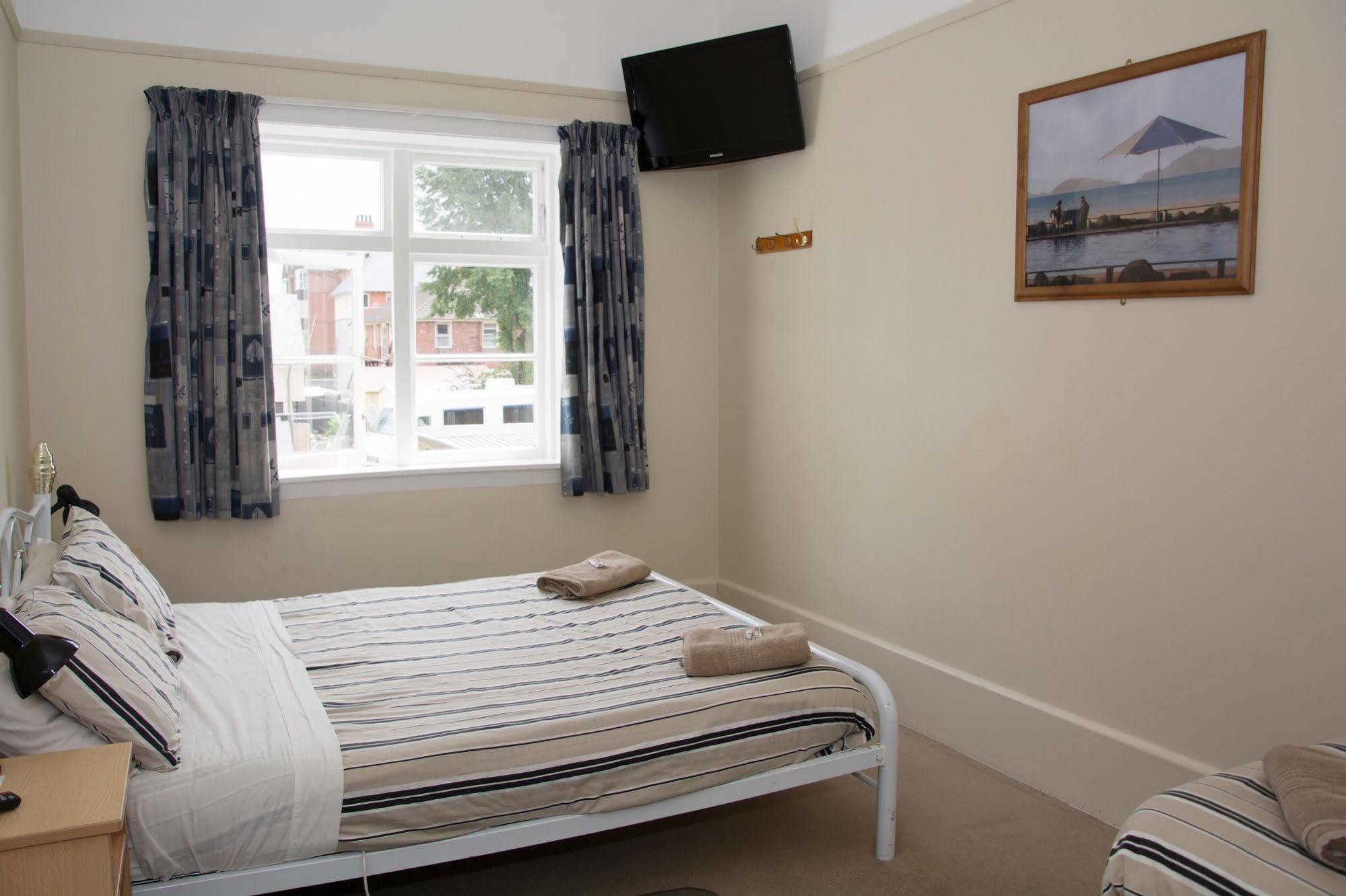 A Pousada Dorset House Backpackers Christchurch Exterior foto