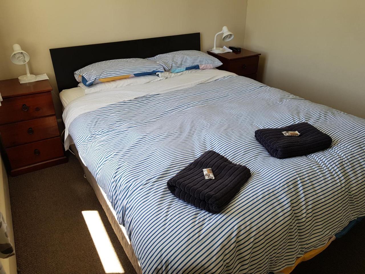 A Pousada Dorset House Backpackers Christchurch Exterior foto